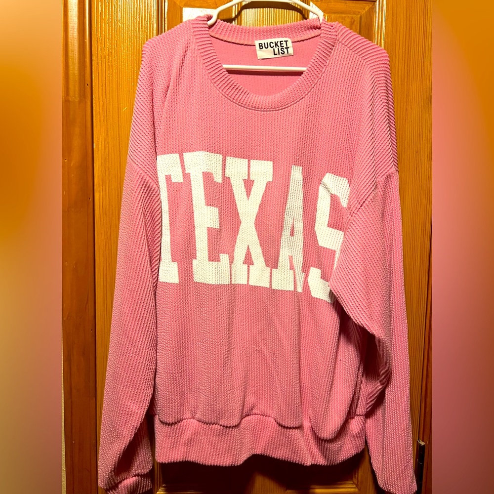 Bucket list oversized Texas sweater. NWOT. Size large